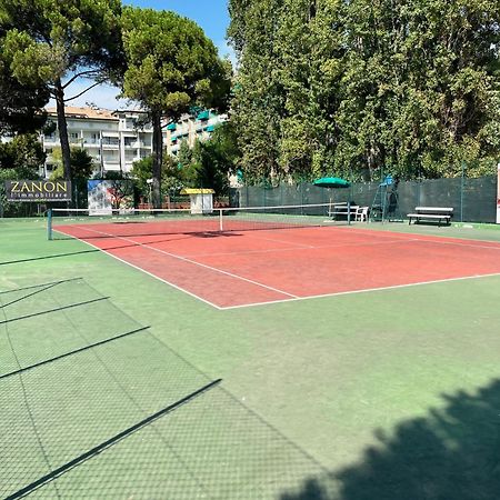Sunny Home, Appartamento In Centro E Vicino Alla Spiaggia Grado Ngoại thất bức ảnh