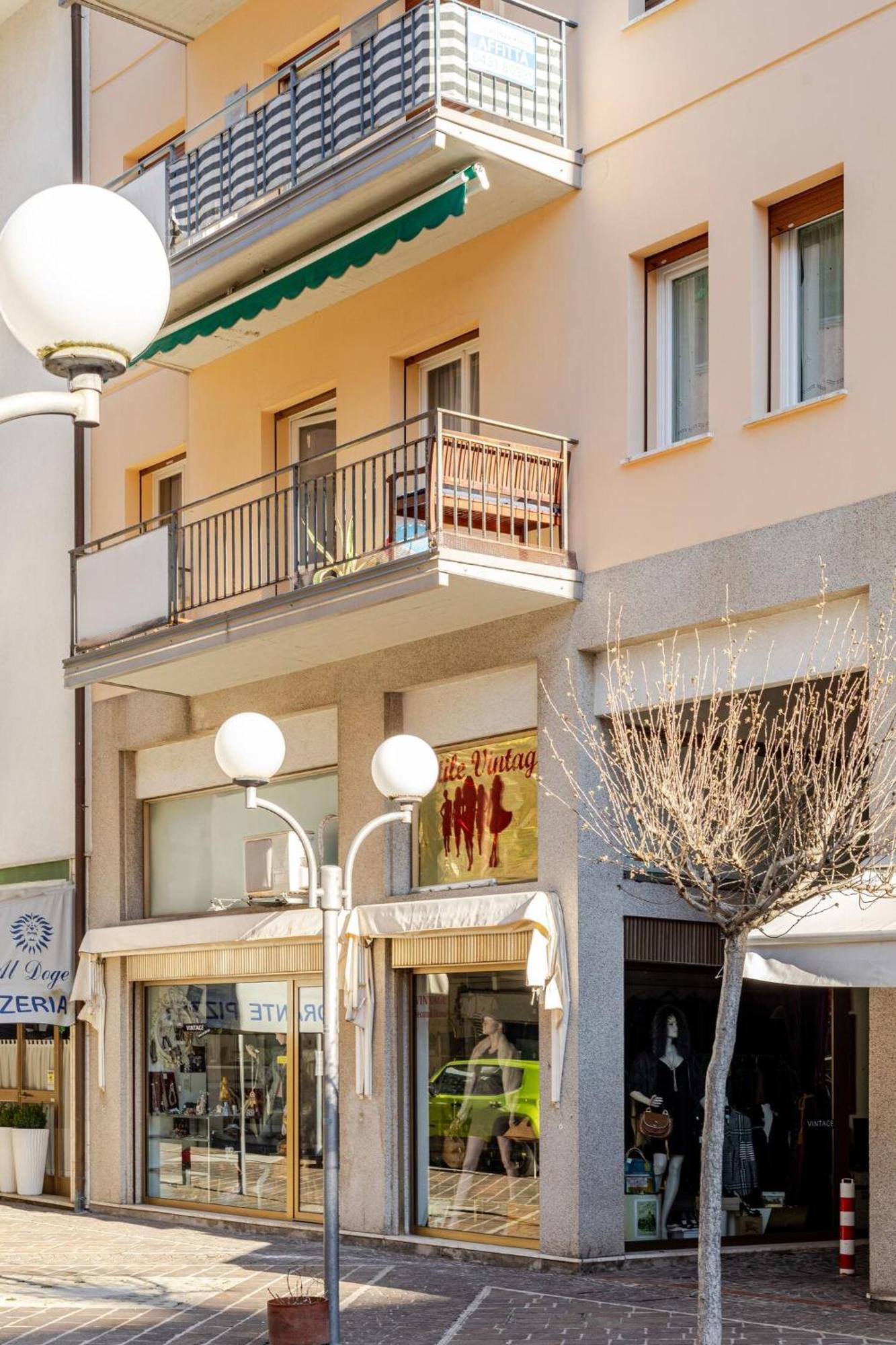 Sunny Home, Appartamento In Centro E Vicino Alla Spiaggia Grado Ngoại thất bức ảnh