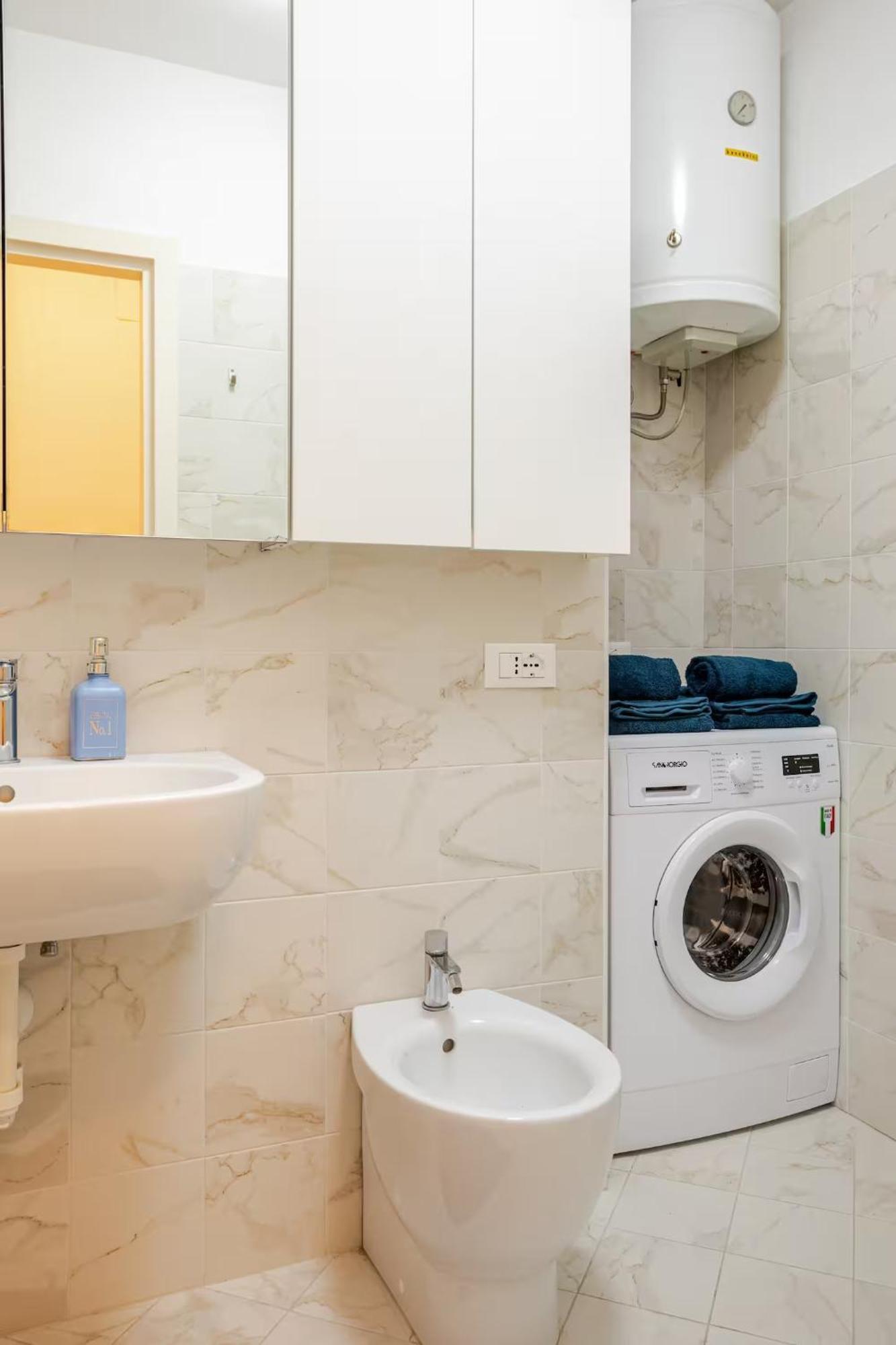 Sunny Home, Appartamento In Centro E Vicino Alla Spiaggia Grado Ngoại thất bức ảnh