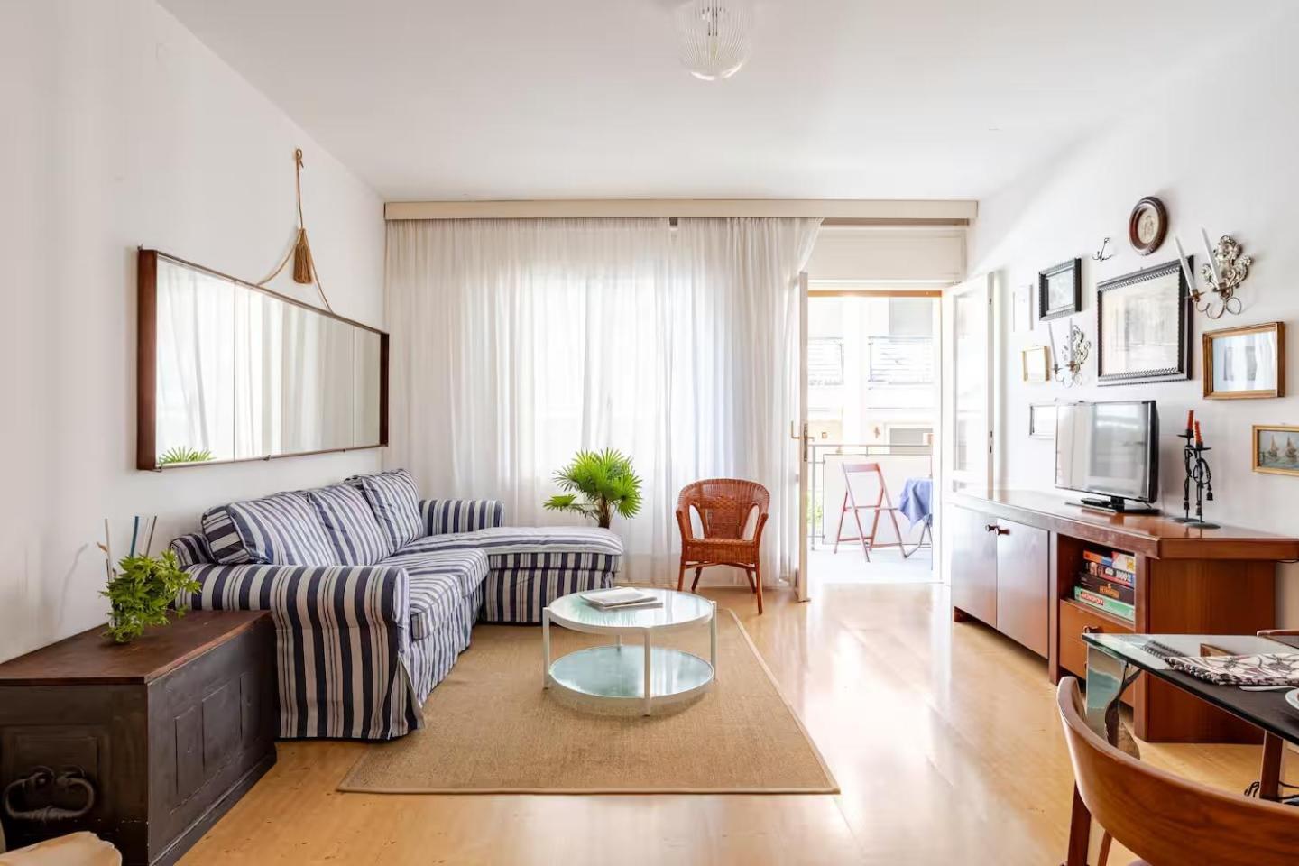 Sunny Home, Appartamento In Centro E Vicino Alla Spiaggia Grado Ngoại thất bức ảnh